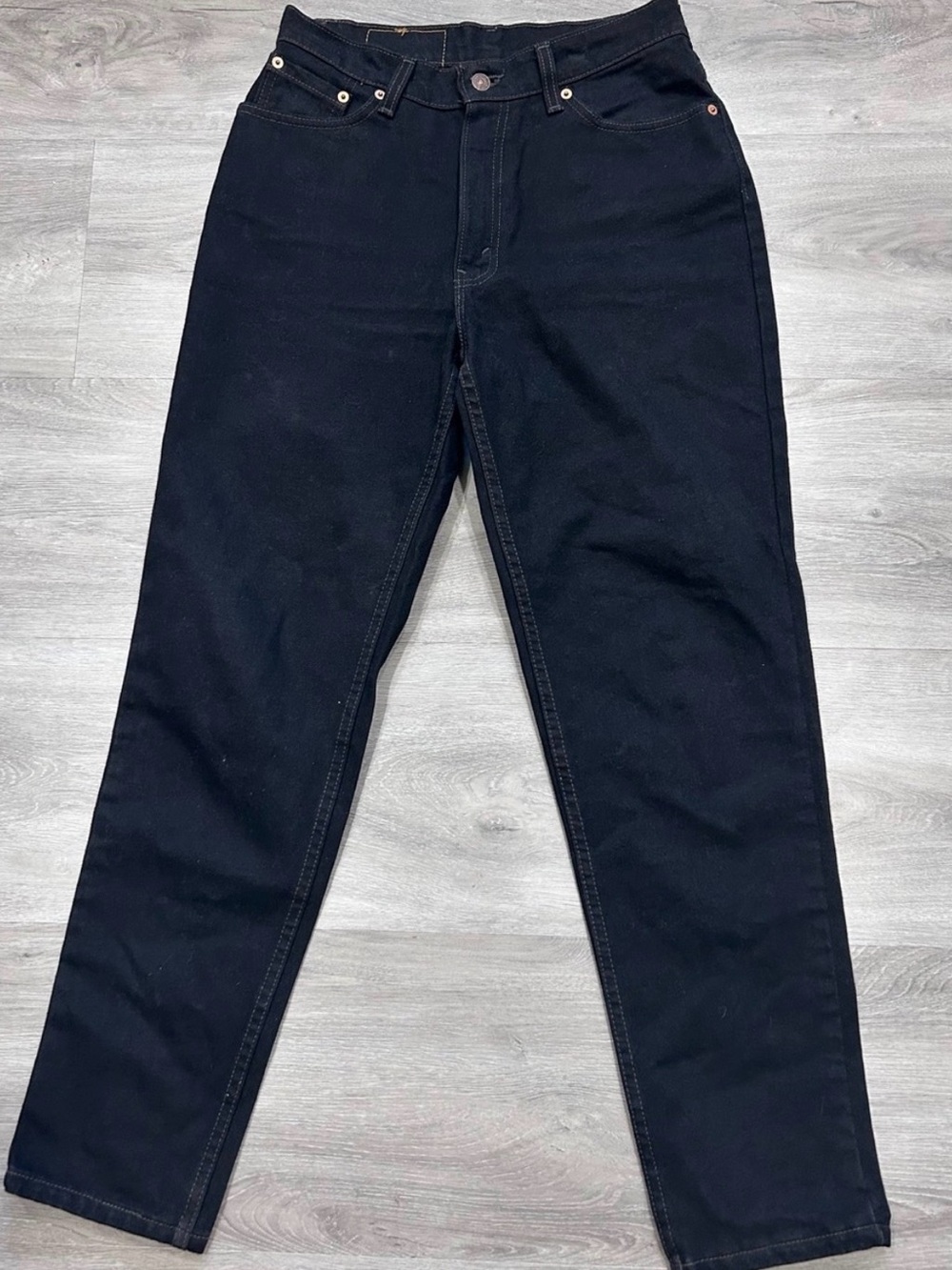 Vintage Levi’s 512 Tapered Leg High Waisted Black Denim Jeans Size 11 JR Short